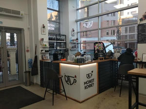 Заведение Может кофе? на фото