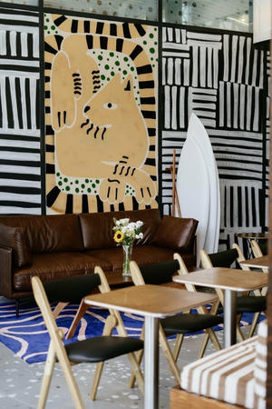 Заведение Surf Coffee на фото