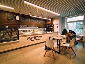 Заведение Кофейня в библиотеке № 100 на фото