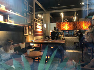 Заведение Surf Coffee на фото