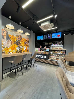 Заведение One Price Coffee на фото