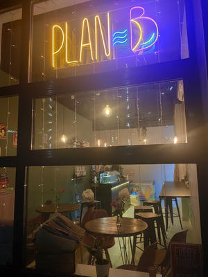 Заведение Plan B на фото