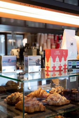 Заведение Surf Coffee на фото